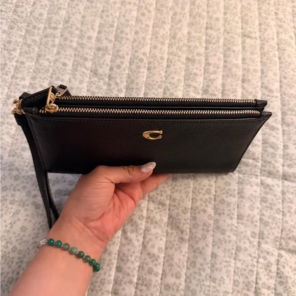 Coach Wristlet - Picture 4 of 4